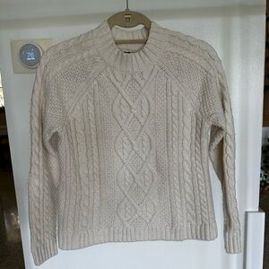 Abercrombie & Fitch Cable Knit Crew Neck Women's Fisherman Sweater